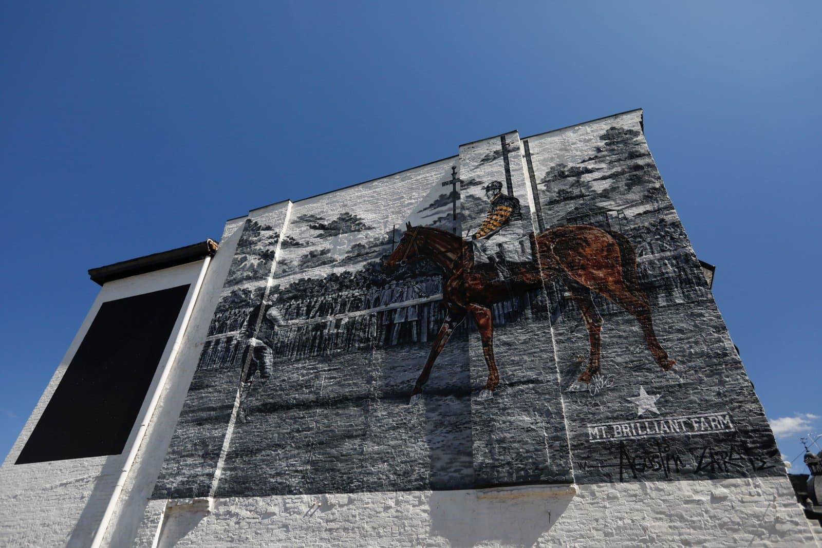 Man O' War Mural